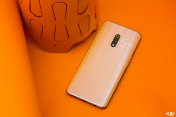 realme Xʦͼͣɫʵı