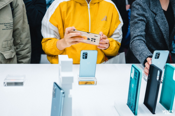 OnePlus 8Tͼ
