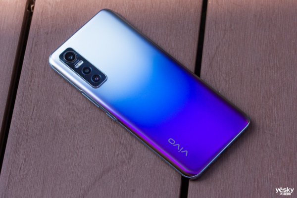ǳ󺣣vivo S7eɰǺͼ