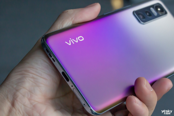 ǳ󺣣vivo S7eɰǺͼ