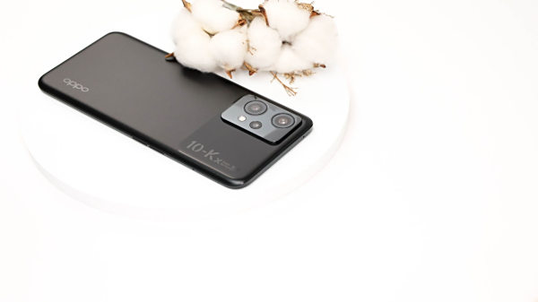 OPPO K10x ͼͣҹ䣬񾭵䴿֮