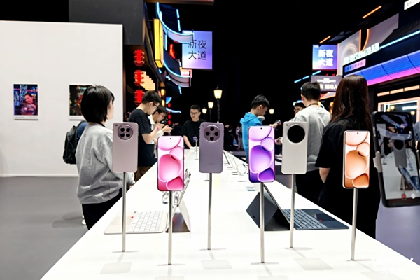 ȫ OPPO Find X8 ϵƷͼ