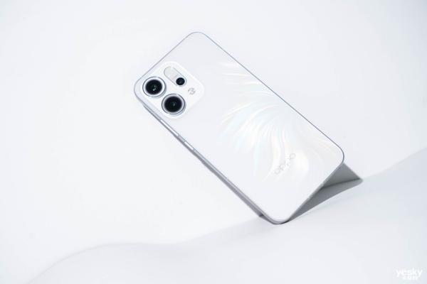 OPPO Reno14ͼͣ㼧С־
