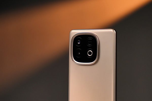 vivo Y300 GTͼͣդװΣԪԶ