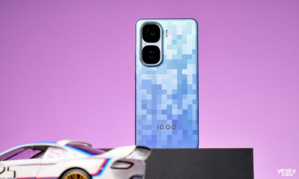 iQOO Neo10 Pro+ءͼͣ