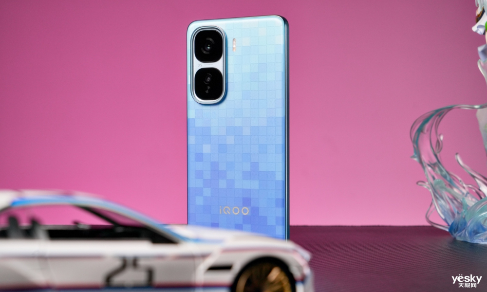 iQOO Neo10 Pro+ءͼͣ